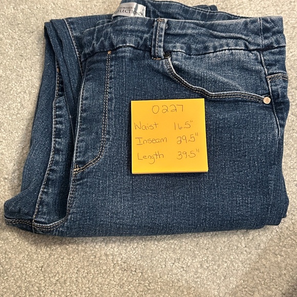Women's Northern Reflections Size 14 Pull-On Comfort Waist Tapered Leg Jeans - Picture 2 of 11